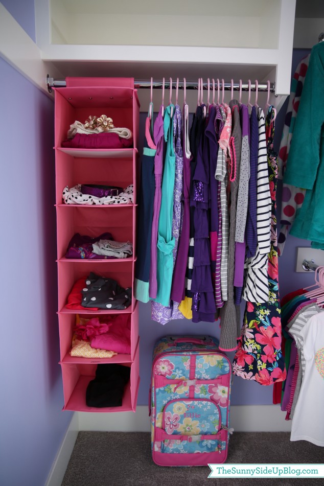 organized-childrens-closet