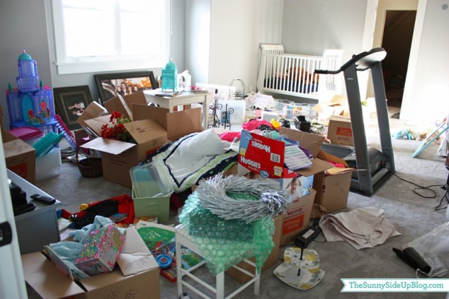 organized attic organized holiday decor_0040