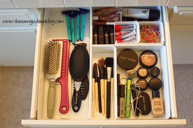 bathroom-drawers