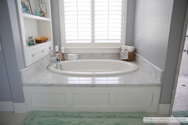 bathtub-wainscotting