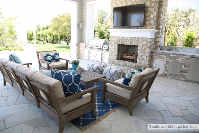 outdoor-ikat-pillows