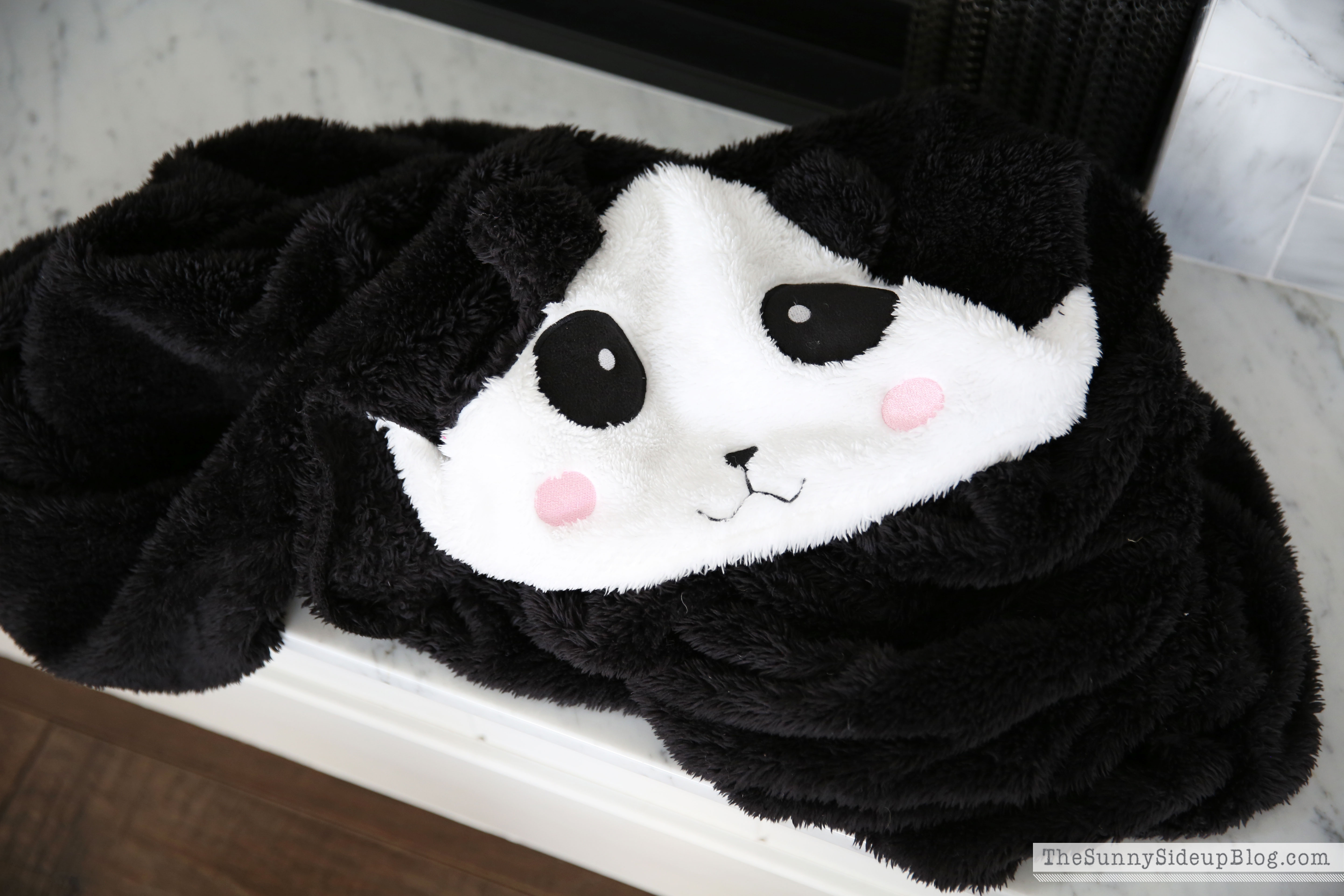 nordstrom-panda-blanket