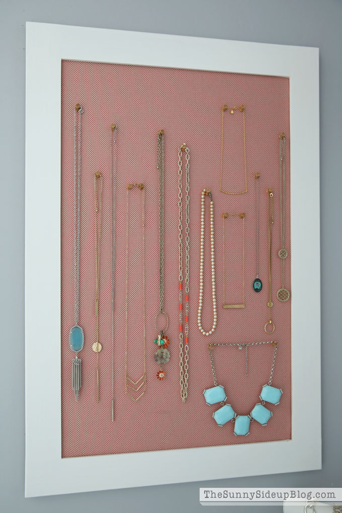 organized-necklaces