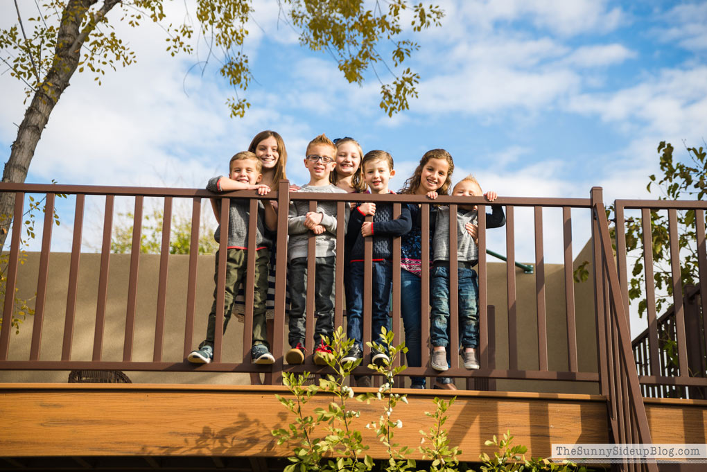 grandkids-at-treehouse