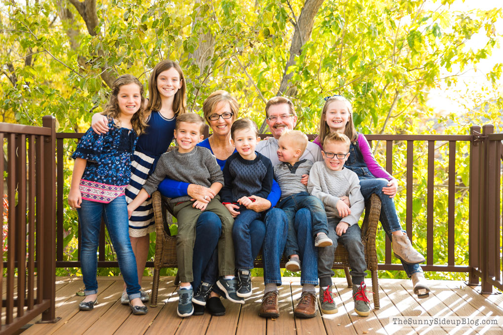 grandkids-with-grandma-and-grandpa