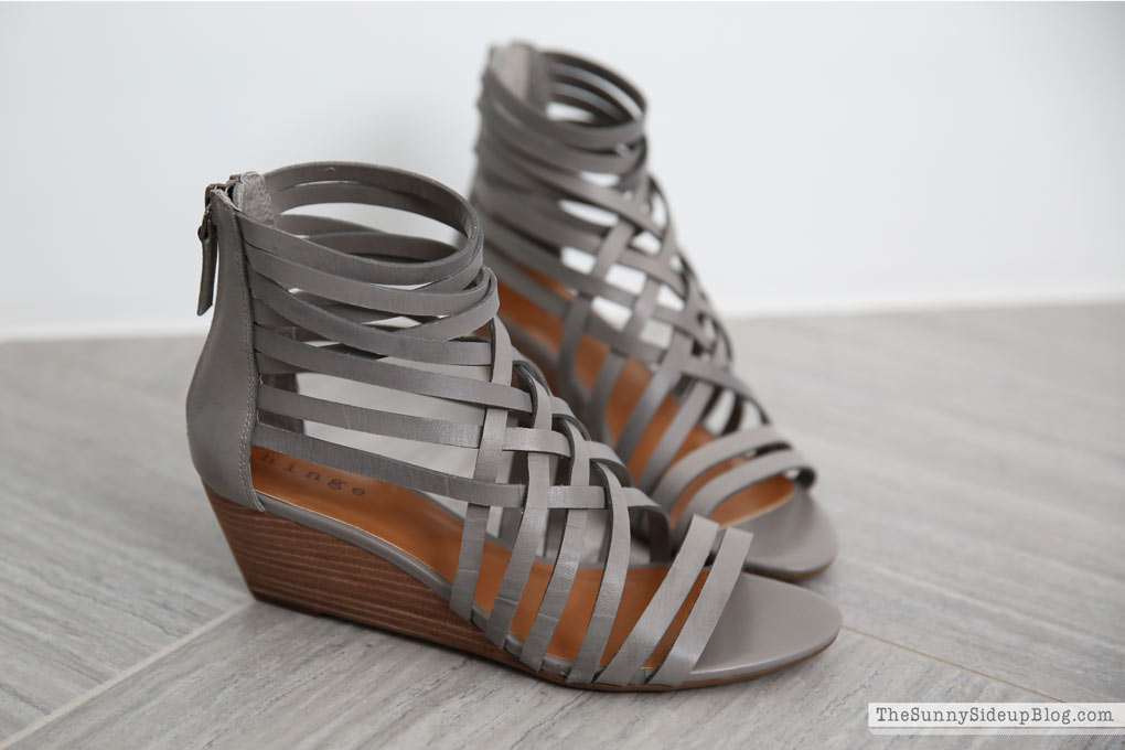 wedge-sandal