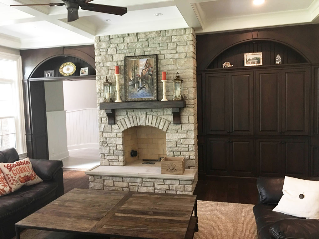 coffee-table-and-rug