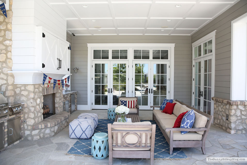 4th of July Outdoor Decor (Sunny Side Up)