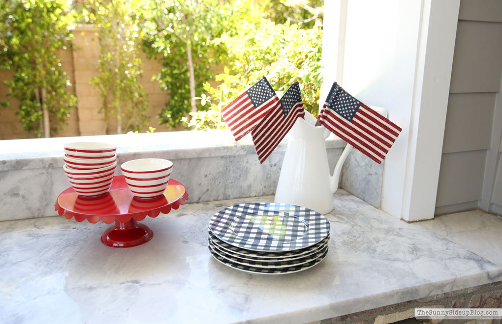 4th of July Outdoor Decor (Sunny Side Up)