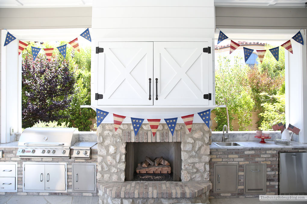 4th of July Outdoor Decor (Sunny Side Up)