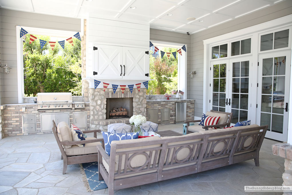 4th of July Outdoor Decor (Sunny Side Up)