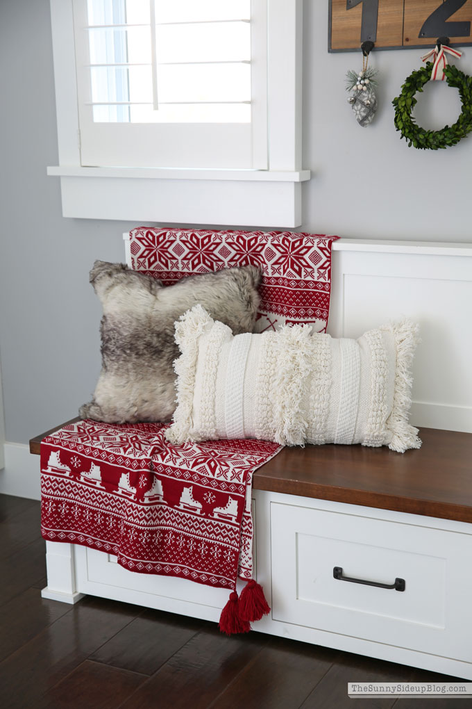 Cozy holiday decor (Sunny Side Up)