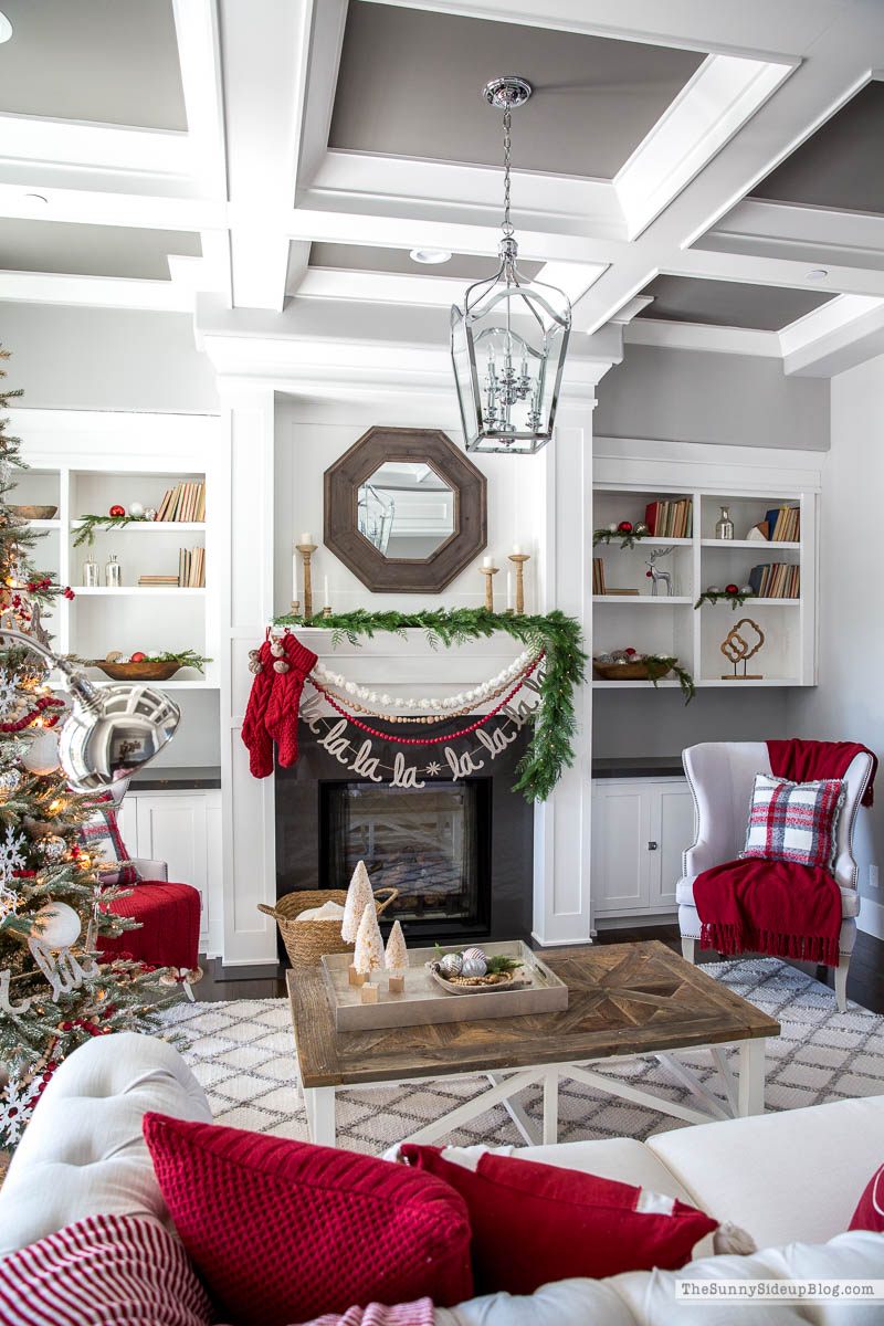 Living Room Christmas Decor (Sunny Side Up)