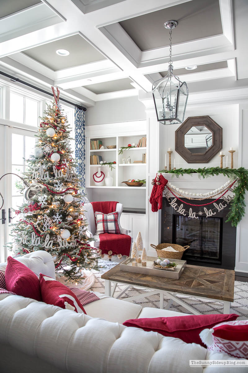 Living Room Christmas Decor (Sunny Side Up)