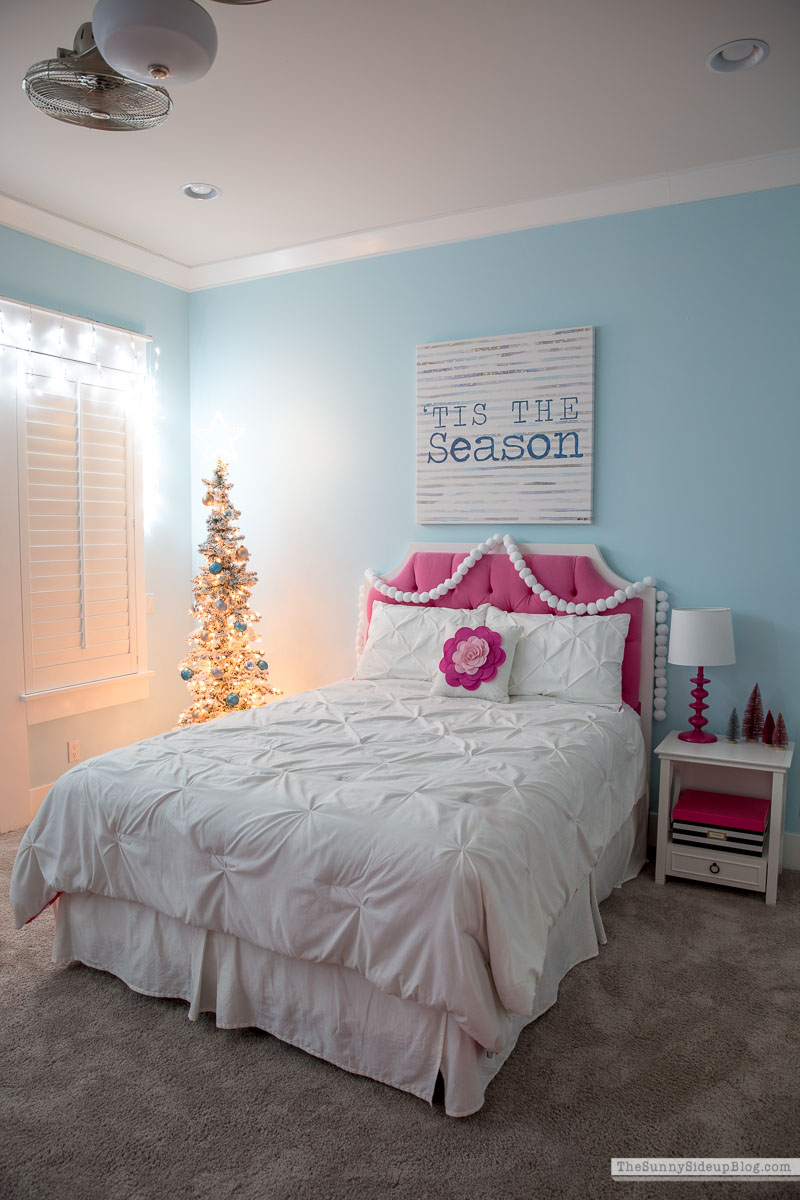 Girl's Bedroom Christmas Decor (Sunny Side Up)