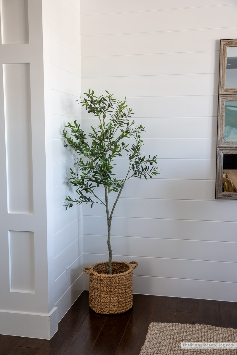 Fall dining room (Sunny Side Up)