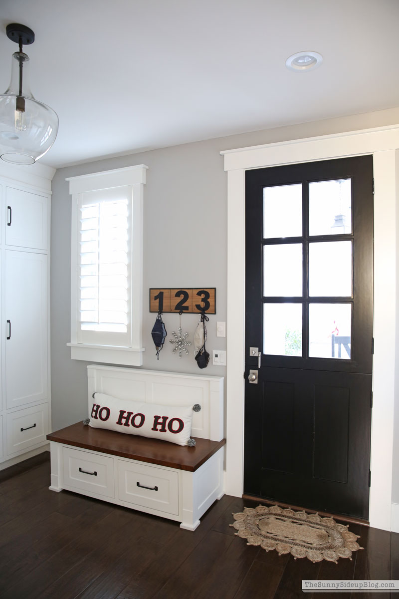 Christmas mudroom (Sunny Side Up)