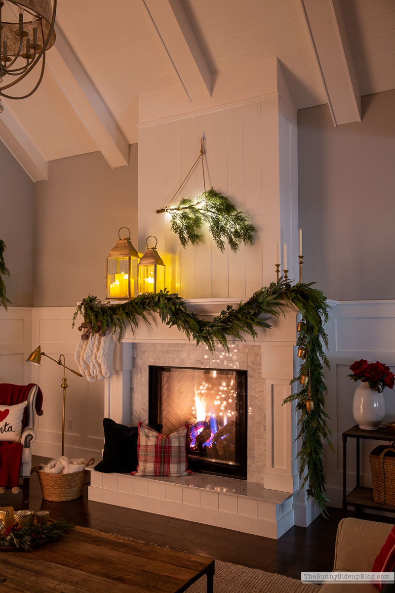 Christmas Family Room (Sunny Side Up)