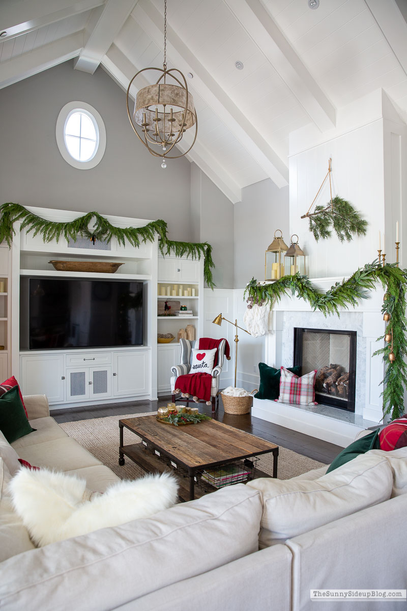 Christmas Family Room (Sunny Side Up)