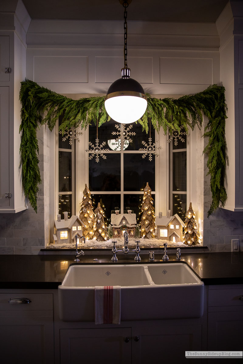 Christmas Kitchen (Sunny Side Up)