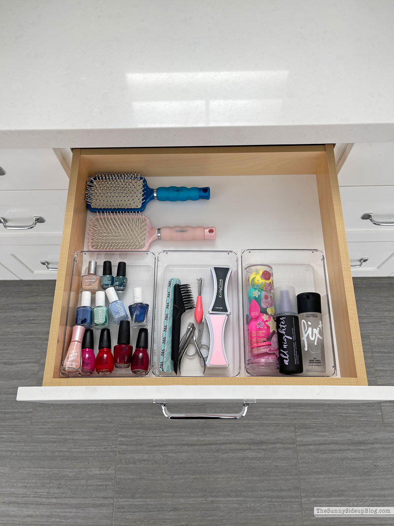 Organized bathroom drawers (Sunny Side Up)