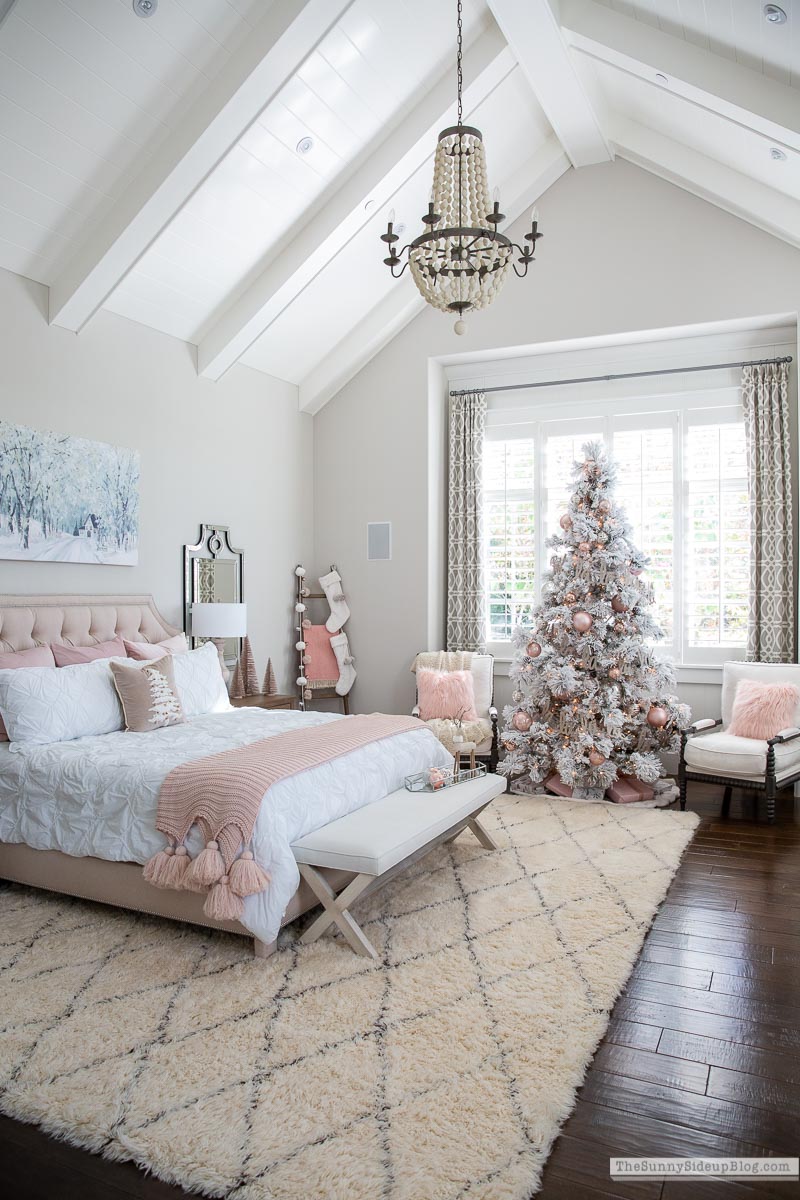 Christmas Master Bedroom (Sunny Side Up)