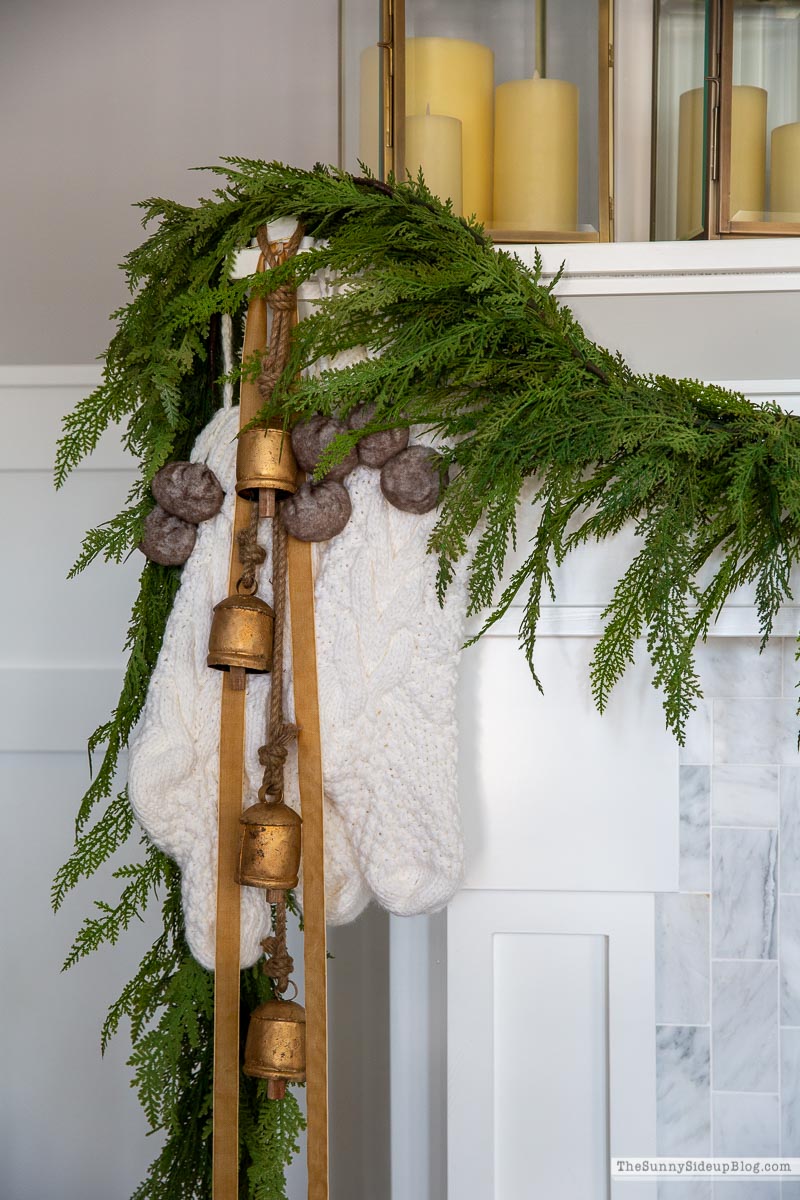 Christmas Family Room Mantel (Sunny Side Up)