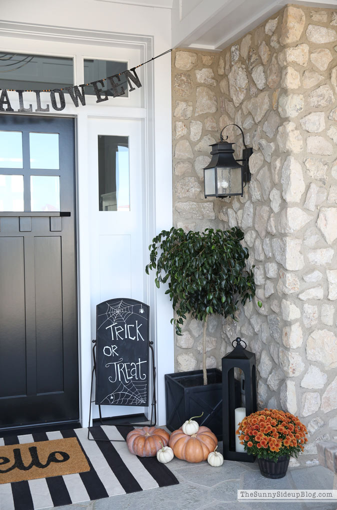 Fall Porch Ideas (Sunny Side Up)