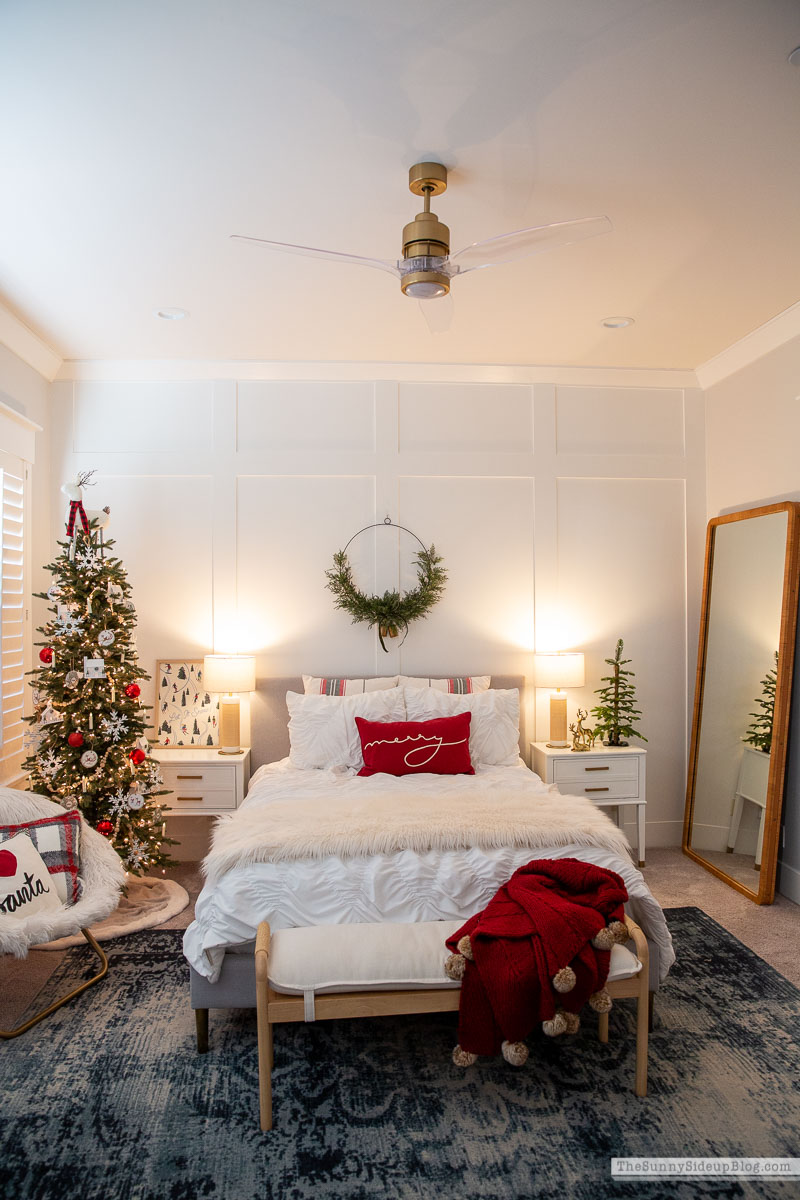 Teen Christmas Bedroom (Sunny Side Up)