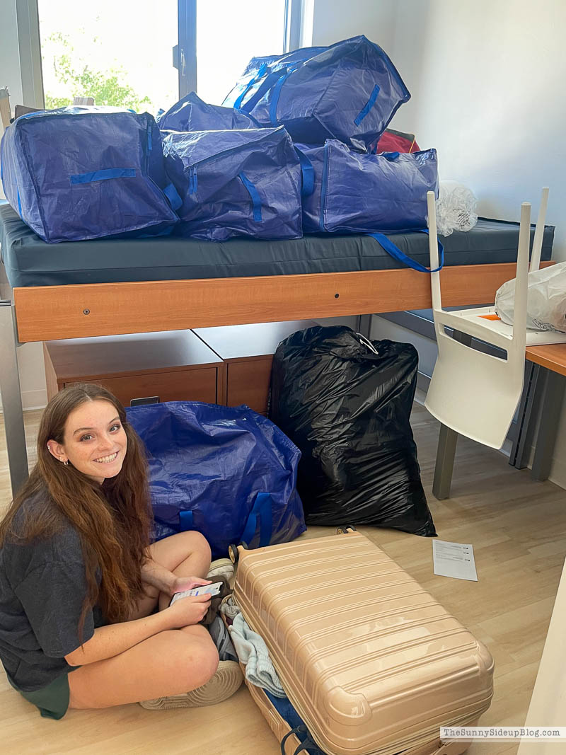 College Packing List/Tips (Sunny Side Up)