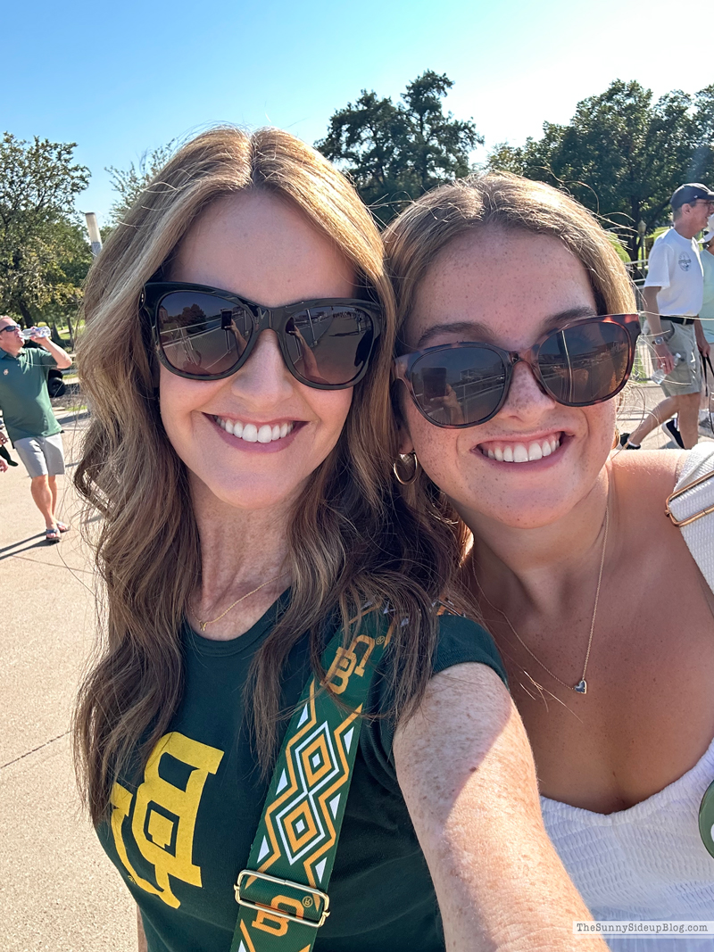 Parent's Weekend (Sunny Side Up)