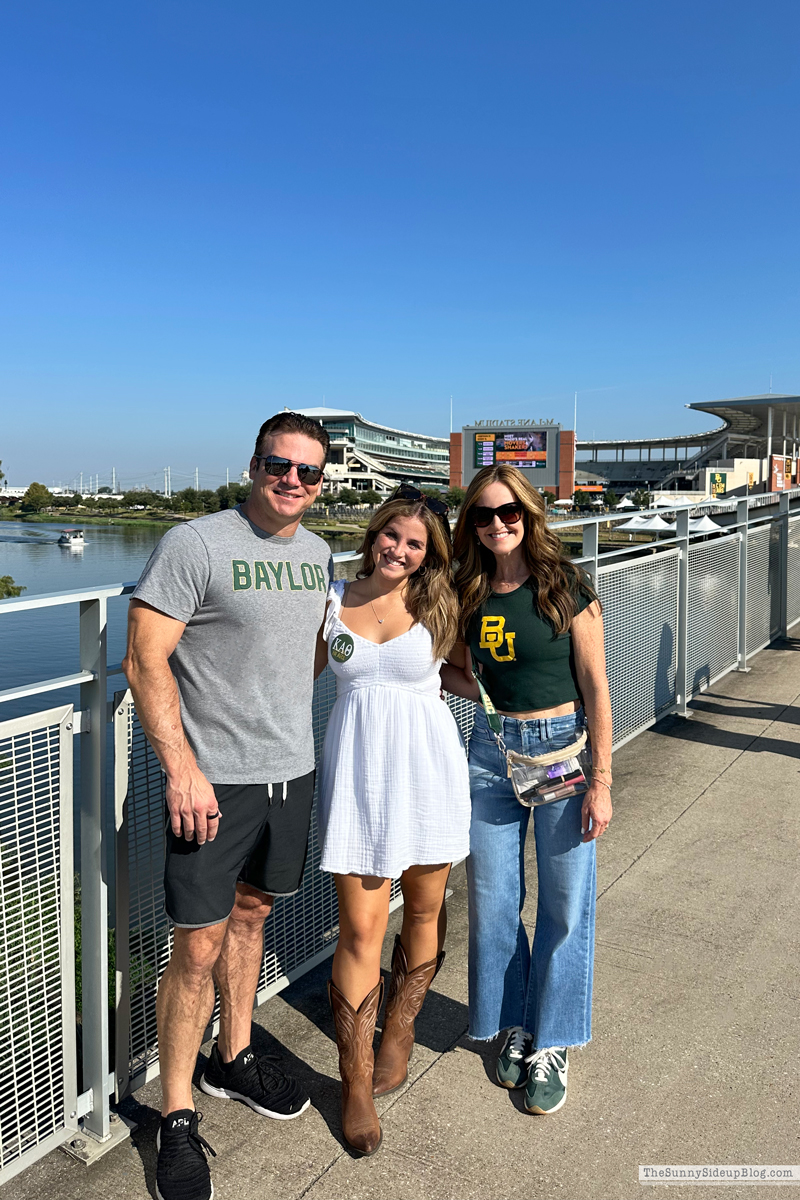 Parent's Weekend (Sunny Side Up)