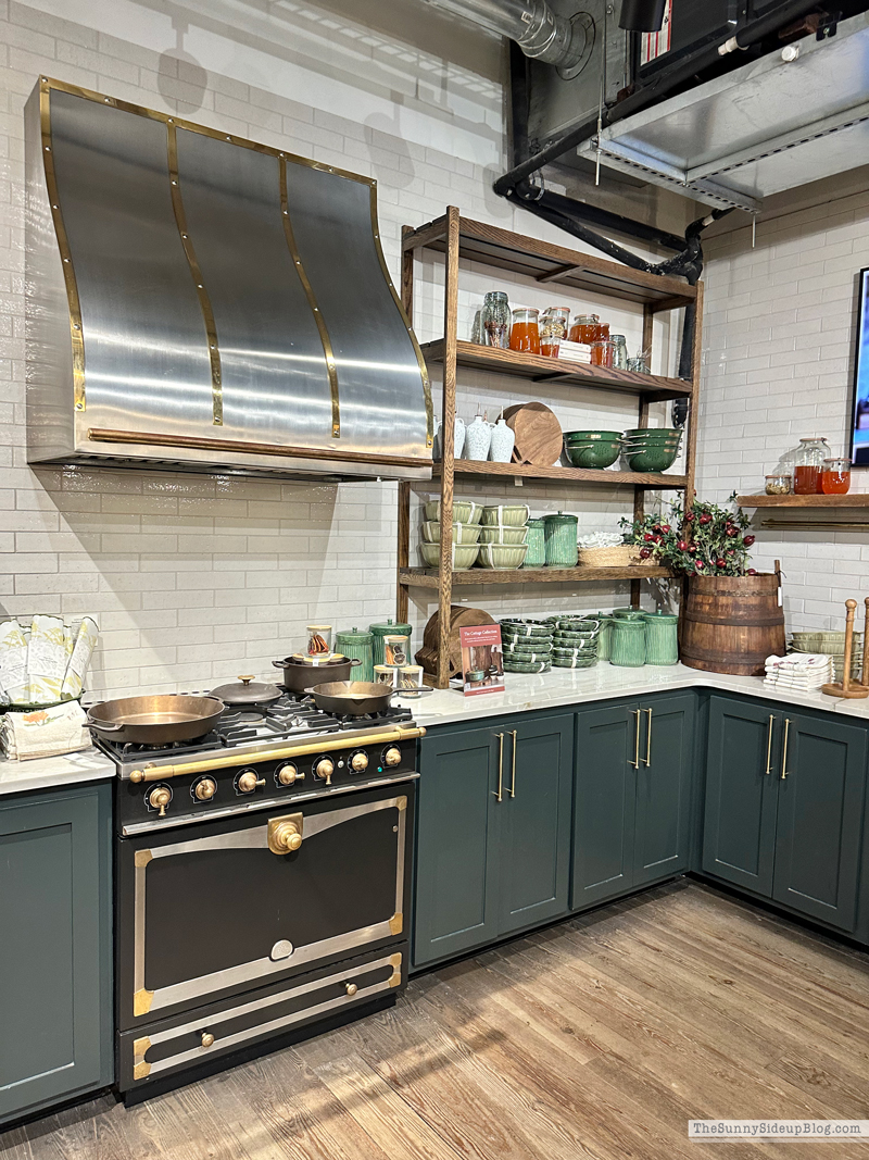 Magnolia (Sunny Side Up)