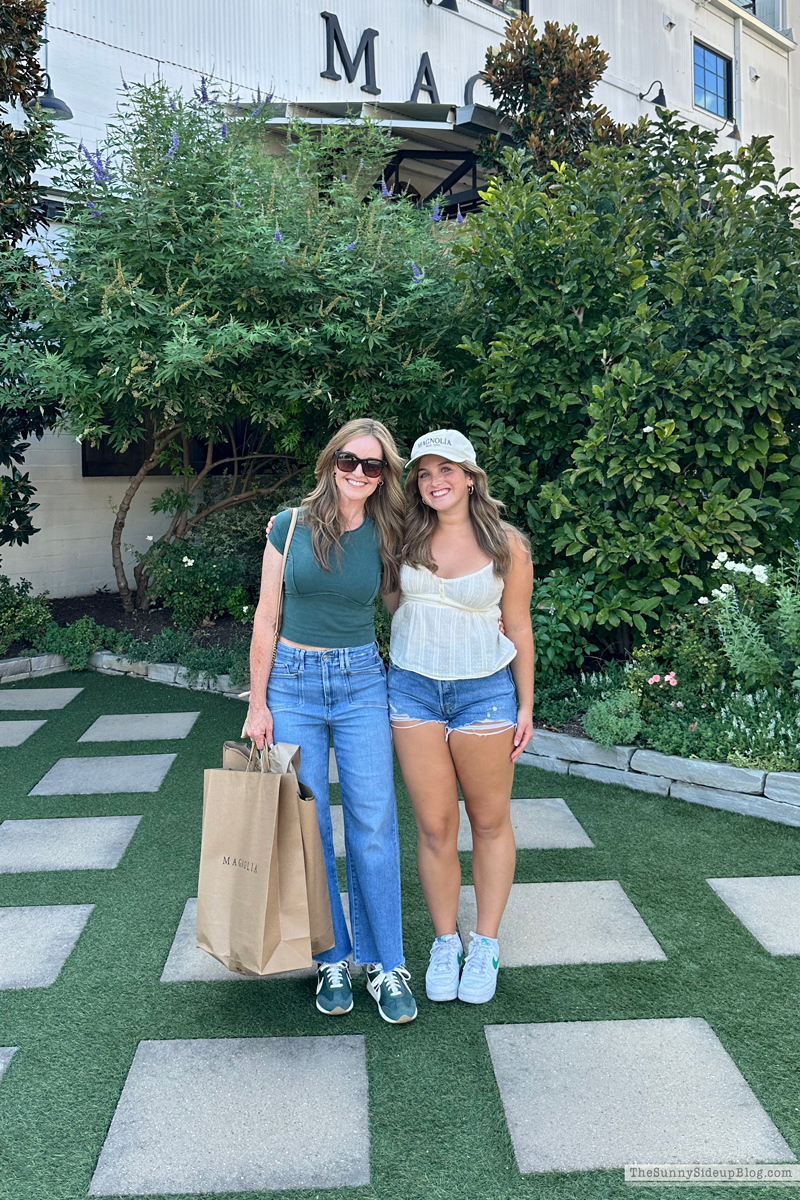 Magnolia (Sunny Side Up)