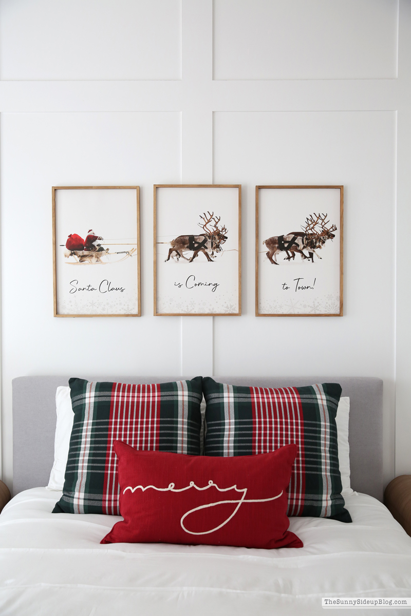 Christmas Bedroom (Sunny Side Up)