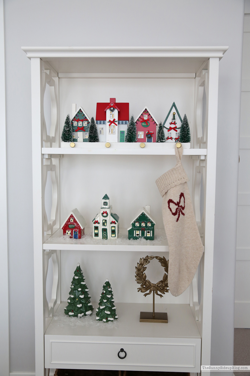 Christmas Bedroom (Sunny Side Up)