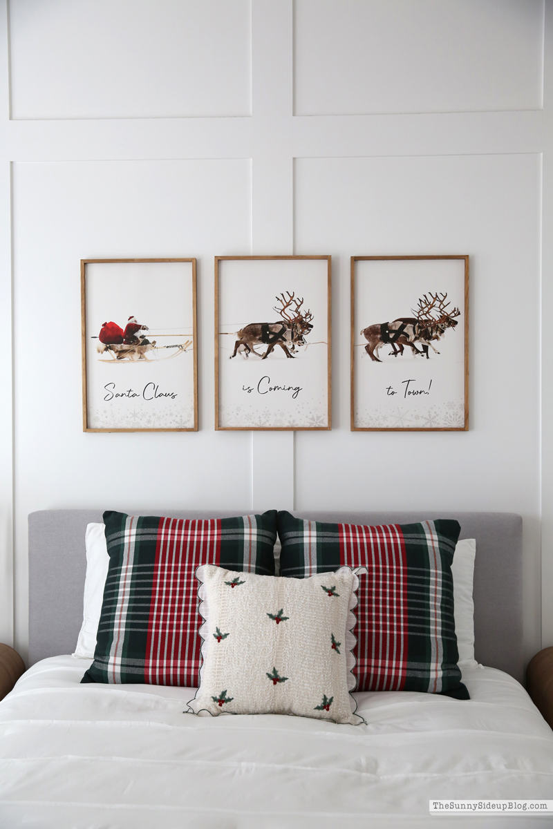 Christmas Bedroom (Sunny Side Up)