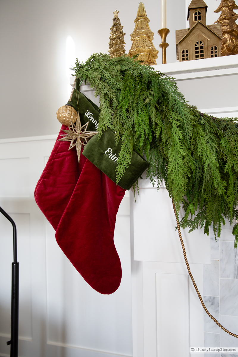 2025 Tree and Mantel! (Sunny Side Up)